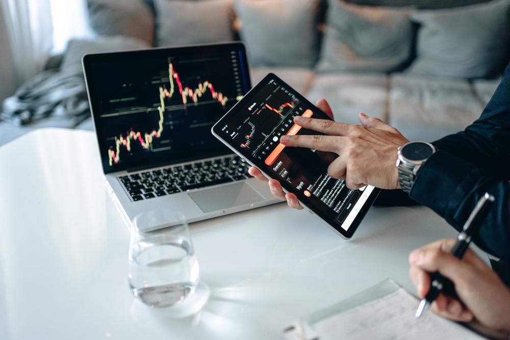 Exploring The World Of Finance: A Beginner's Guide To Investing ...